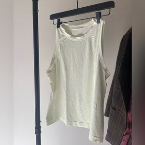 lululemon | 8 | tank